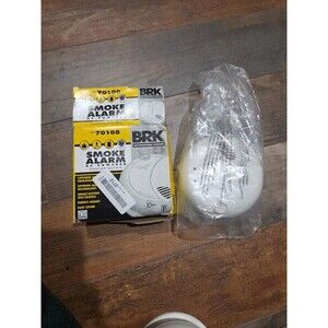 2 First Alert BRK Cat. 7010B AC Powered Hardwired Smoke Alarm Photo Electric B12